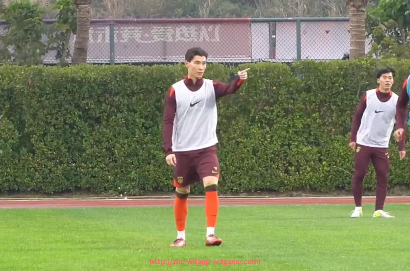 问鼎娱乐官网-法甲比赛现场精彩花絮盘点